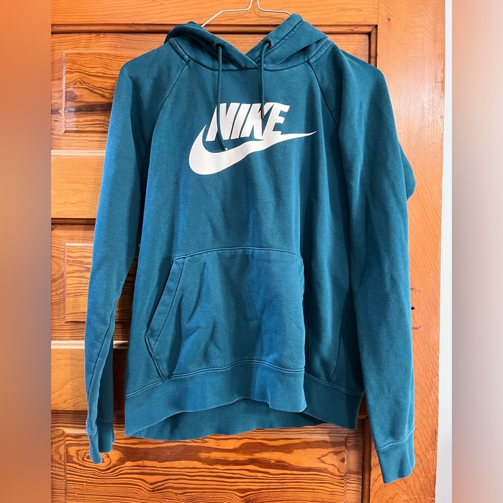 Nike hoodie size small.